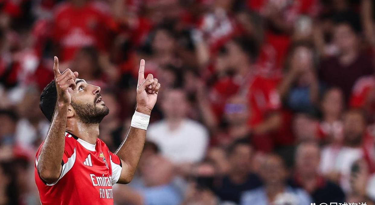 爱游戏体育app下载包含本菲卡集结日防线松动荷甲清晨热度飙升，国际比赛日AC米兰备战英超看傻球迷的词条